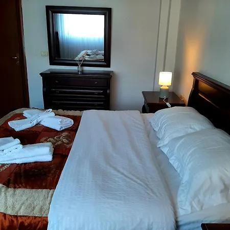 Casa Meliana Nex To The Interurban Bus Station