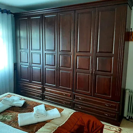 Casa Meliana Nex To The Interurban Bus Station