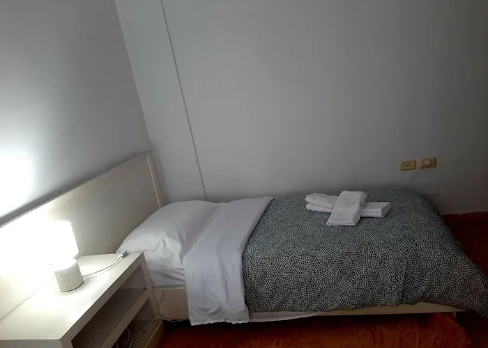 Apartment Casa Meliana Nex To The Interurban Bus Station *