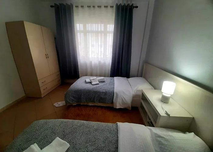 Casa Meliana Nex To The Interurban Bus Station *