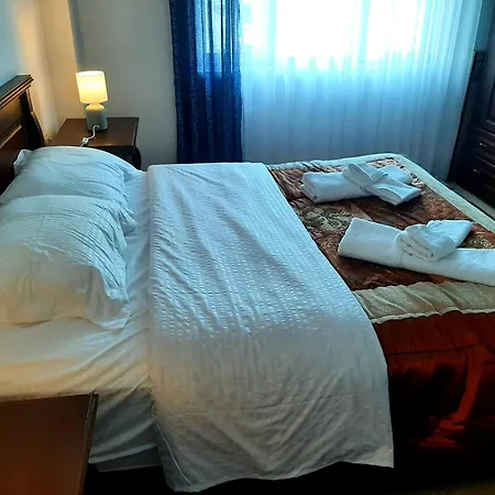 Casa Meliana Nex To The Interurban Bus Station *