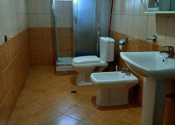 Casa Meliana Nex To The Interurban Bus Station *